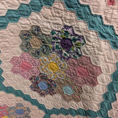 Grandmother's Flower Garden Quilt With Green Outline Scallop Edge On Two Sides 95 x 88 Inches #3