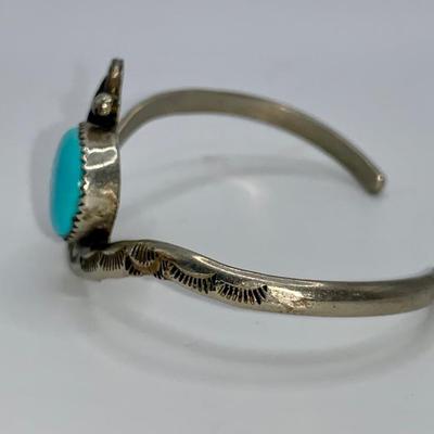 Vintage Native American Pawn Silver and Turquoise Bracelet