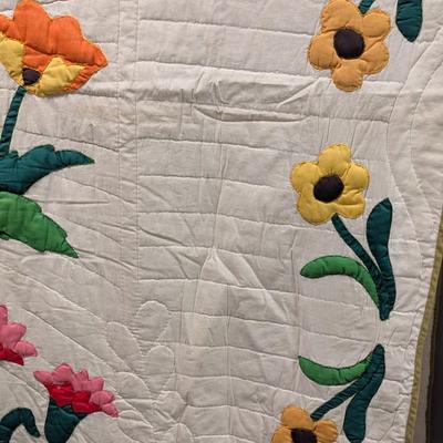 Ca. 1937-1938 Floral Applique Quilt. Body Primary Color Flowers On Green Stems Intricate Quilting 95 x 78 Inches #6