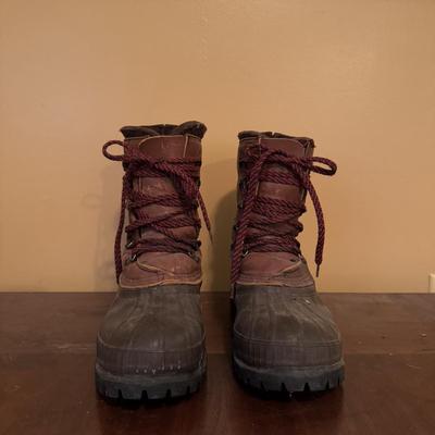 Sorel, Field & Stream, and Other Work Boots - Men’s Sizes 9-10 (BD-DZ)