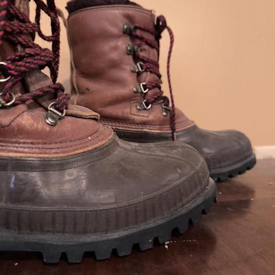 Sorel, Field & Stream, and Other Work Boots - Men’s Sizes 9-10 (BD-DZ)