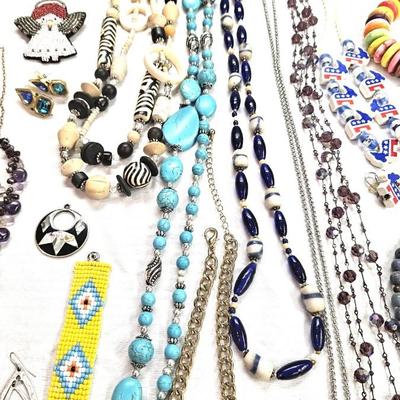 Women's Costume Jewelry Lot
