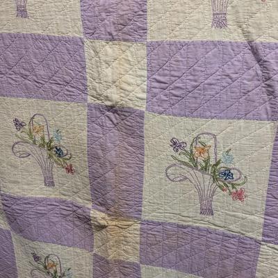 Lavender & White Patchwork Quilt With Embroidered Baskets Of Flowers 90 x 76 Inches #10