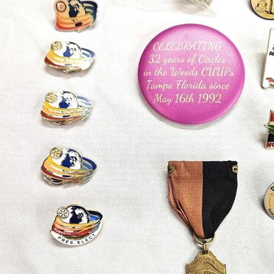 Pin Lot