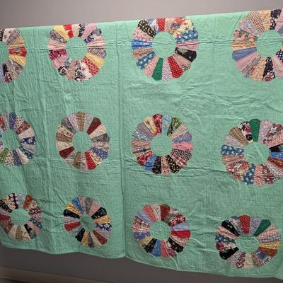 Dresden Plate Design Quilt 20 Large Plates 92 x 70 Inches #19