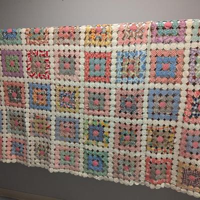 Ca. 1920 Indianapolis Decorative Yo-Yo- Design Puff Quilt In Variegated Colors 86 x 72 inches #20