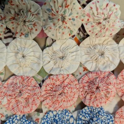 Ca. 1920 Indianapolis Decorative Yo-Yo- Design Puff Quilt In Variegated Colors 86 x 72 inches #20