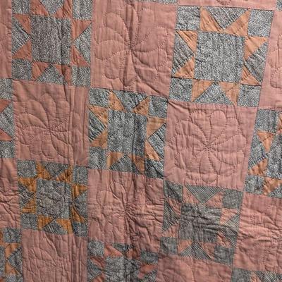 Ohio Star Patchwork Quilt Fancy Designs On Apricot Background 84 x 68 Inches #25