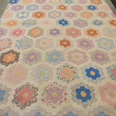 Ca. 1920 Grandmother's Flower Garden Quilt Hexagonal-Shaped Small Blocks 82 x 70 Inches #29