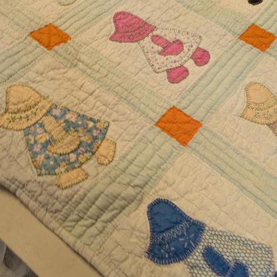 Ca. Early 1930's Applique Quilt With "Sun Bonnet Sue" Pattern Decorated With Embroidered Flowers 75 x 57 Inches #31