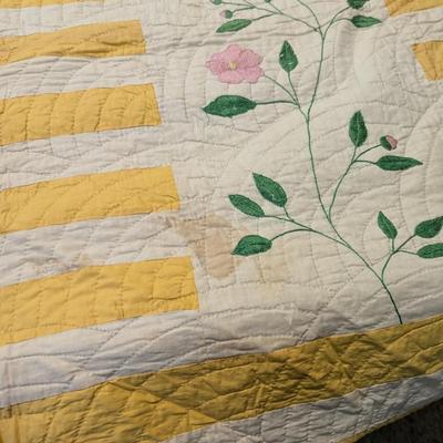 Ca. 1893 Embroidered Quilt Two Rows Of Embroidered Flowers Buds Stems & Leaves 86 x 80 Inches #38
