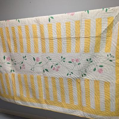 Sale Photo Thumbnail #2880: Full length of the quilt in yellow frames.  Yellow binding; reverse white.  Quilting and condition very good except for slight water stain on top.  From the estate of Ruby Combs (born ca. 1893 she died in 1982 in Mulberry, Indiana