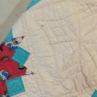 Ca. 1950 Cornucopia Design Quilt With Blocks Set Diagonally 75 x 90 Inches #39