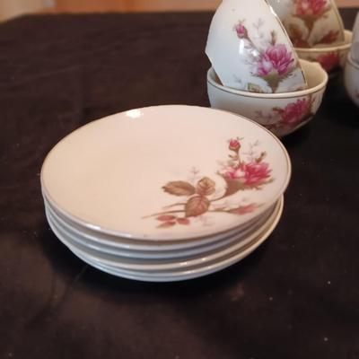 CHILD'S BONE CHINA TEA SET WITH ELECTRIC TEAPOT
