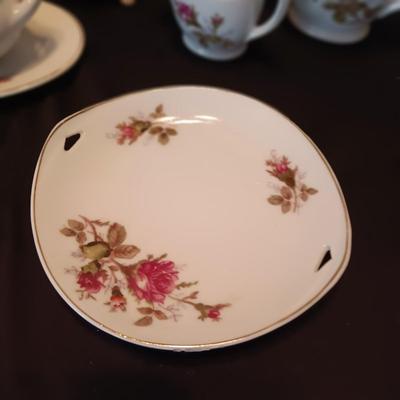 CHILD'S BONE CHINA TEA SET WITH ELECTRIC TEAPOT