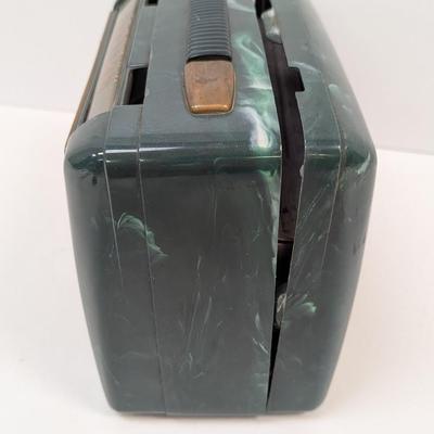Sentinel Model 312-P Tube Portable Radio