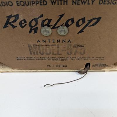 Regal Radio Model 575