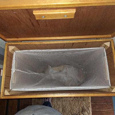Hamper