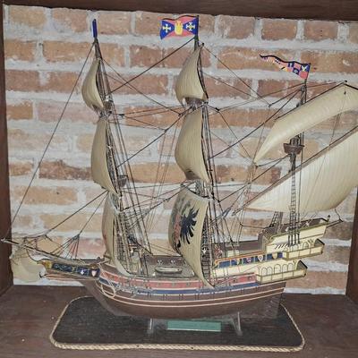 "Spanish Galleon" Model Ship