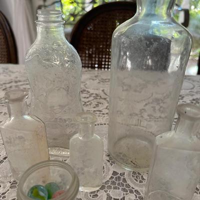 CLEAR GLASS BOTTLE LOT
