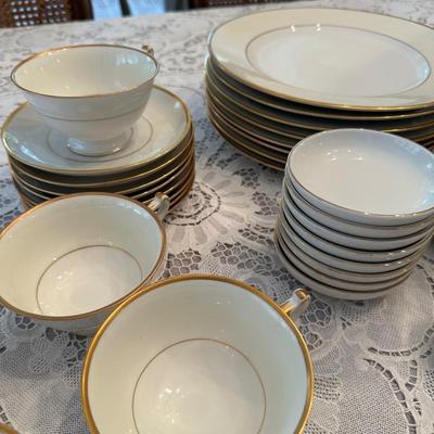 GOLD RIM CHINA LOT