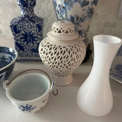 BLUE WHITE DÉCOR LOT