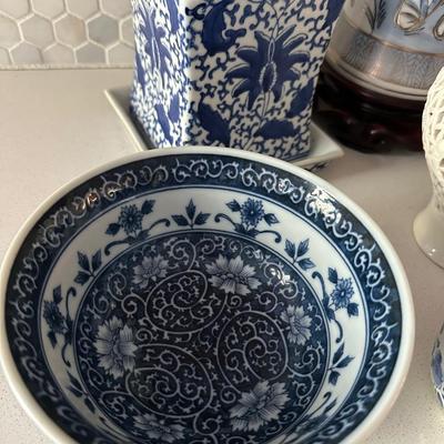 BLUE WHITE DÉCOR LOT