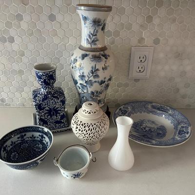 BLUE WHITE DÉCOR LOT