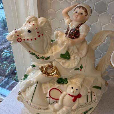 LENOX CHRISTMAS LOT