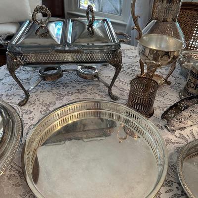 MISC SILVERPLATE SERVING LOT