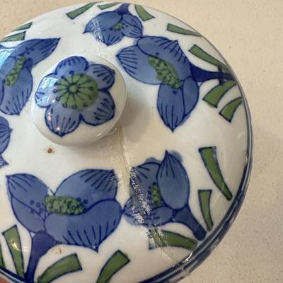 BLUE WHITE DÉCOR LOT