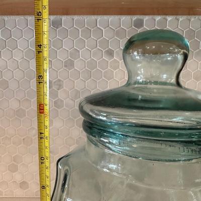 GLASS BEVERAGE DISPENSOR