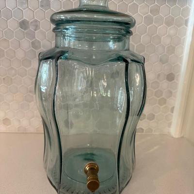 GLASS BEVERAGE DISPENSOR