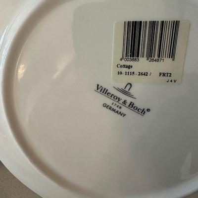 VILLEROY AND BOCH COTTAGE PLATE SET