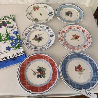 VILLEROY AND BOCH COTTAGE PLATE SET