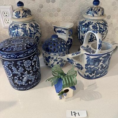 BLUE WHITE DÉCOR LOT