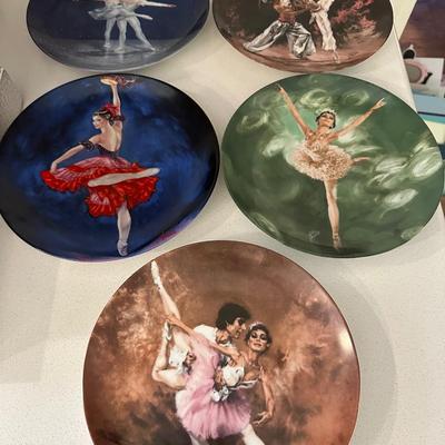 Sale Photo Thumbnail #813: BALLET COLLECTOR PLATE LOT