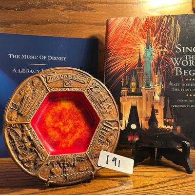 WALT DISNEY WORLD LOT