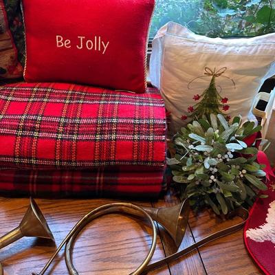 CHRISTMAS DÉCOR LOT