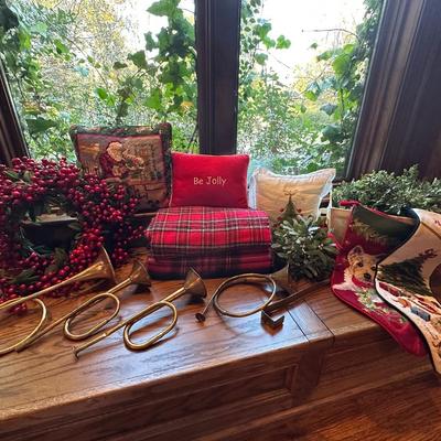 CHRISTMAS DÉCOR LOT