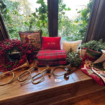 CHRISTMAS DÉCOR LOT