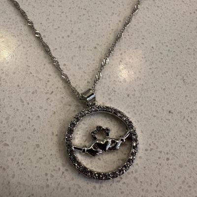 GLENCARA SILVER NECKLACE