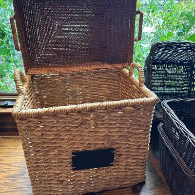 Sale Photo Thumbnail #987: HOME DÉCOR BASKETS