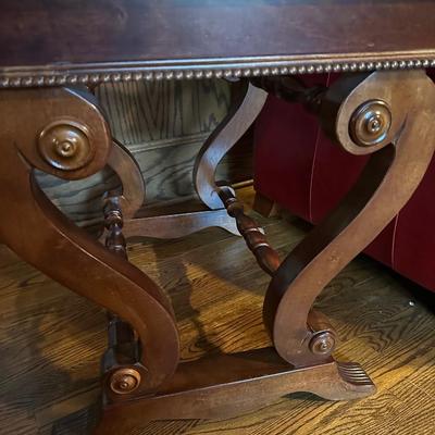 2 END TABLES