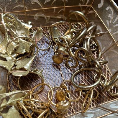 GOLD PICTURE FRAME LOT