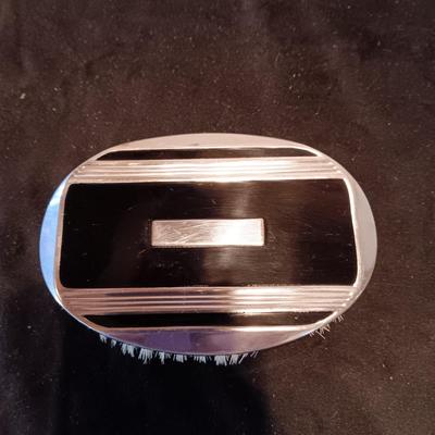 VINTAGE INTERNATIONAL SILVER MIRROR COMPACT, ART DECO BRUSH AND A SHOE LACE TOOL