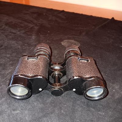 HV CLEMENT BINOCULARS 8X25 AND OLD WELDING & EYE GLASSES