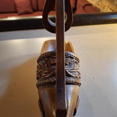 Dutch Shoe Wine bottle Holder