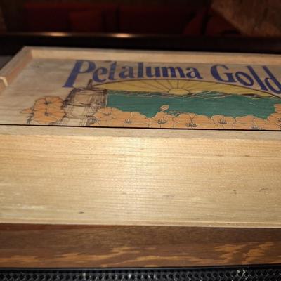 Petaluma Gold Crate w/ bar accessories