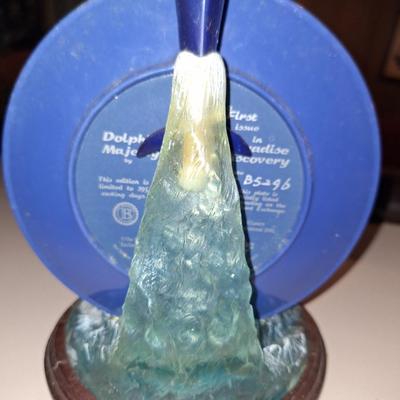 Lassen collectible plate with Stand